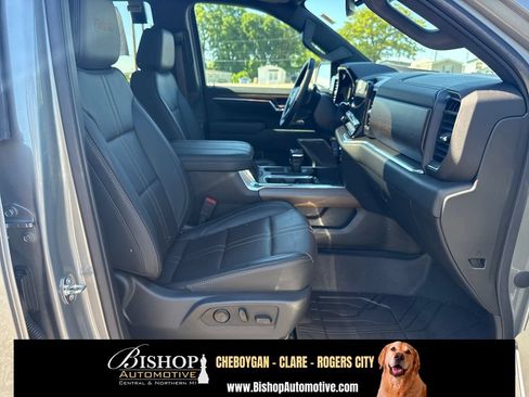 Used 2023 Chevrolet Silverado 1500 High Country w/ Z71 Off-Road Package AWD/4WD image 21