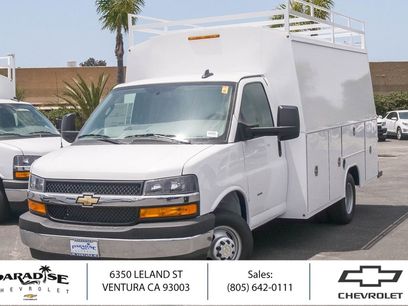 New 2025 Chevrolet Express 3500 w/ Power Convenience Package