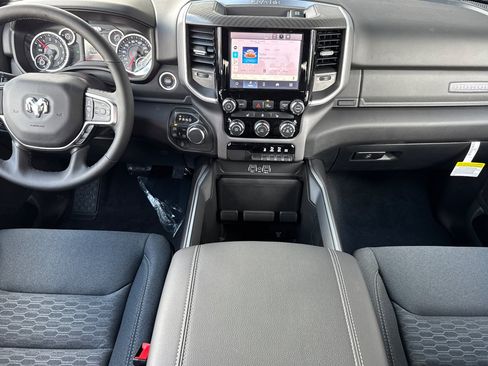New 2026 RAM 1500 4x4 Crew Cab image 12