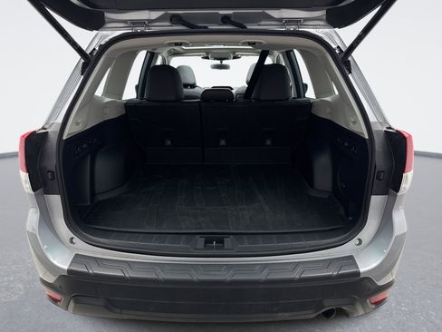 Used 2023 Subaru Forester Limited AWD/4WD image 23