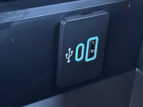 New 2026 Ford F250 Platinum image 38