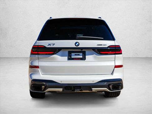 New 2027 BMW X7 xDrive40i w/ M Sport Package AWD/4WD image 6