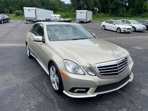 Used 2011 Mercedes-Benz E 350 Sedan image 8