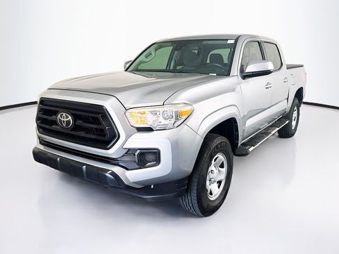 Used 2020 Toyota Tacoma SR w/ SR Convenience Package RWD image 7