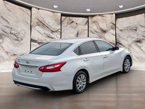Used 2016 Nissan Altima 2.5 S FWD image 12