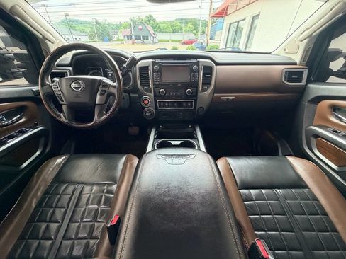 Used 2017 Nissan Titan Platinum Reserve AWD/4WD image 19
