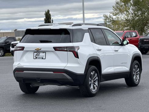 Used 2025 Chevrolet Equinox LT w/ Convenience Package II image 24