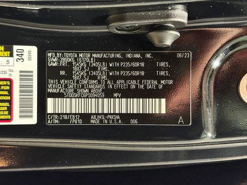 Certified 2023 Toyota Sienna XSE w/ XSE Plus Package AWD/4WD image 34