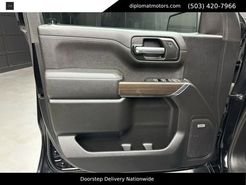 Used 2019 Chevrolet Silverado 1500 LT Trail Boss AWD/4WD image 25