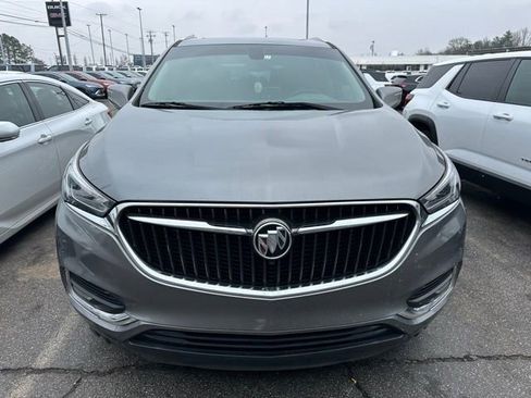 Used 2018 Buick Enclave Essence w/ Trailering Package image 5