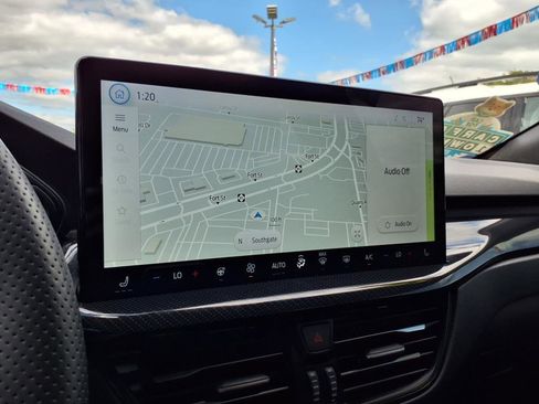 Used 2024 Ford Escape ST-Line w/ Tech Pack #1 image 8