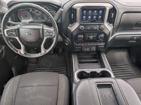 Used 2020 Chevrolet Silverado 1500 LT Trail Boss AWD/4WD image 7