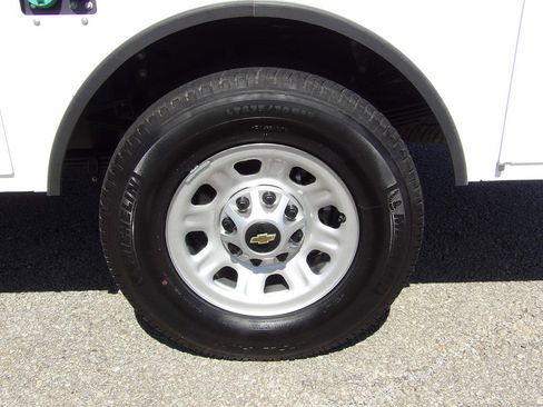 Used 2025 Chevrolet Silverado 3500 W/T w/ WT/CX Safety Package image 64