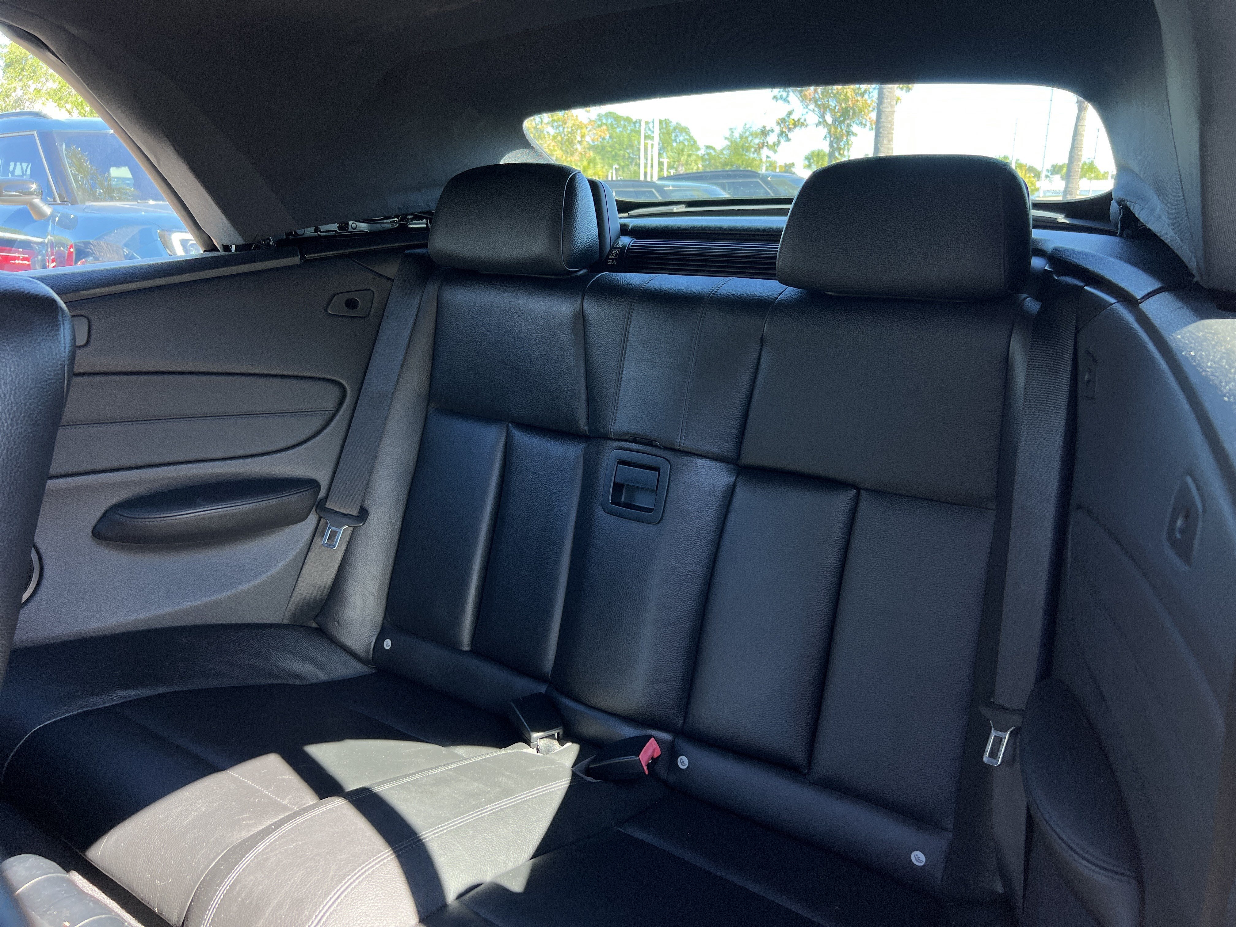 Used 2011 BMW 128i Convertible RWD image 28