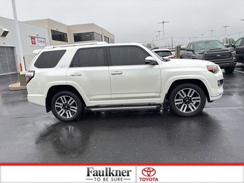 Used 2023 Toyota 4Runner Limited AWD/4WD image 6