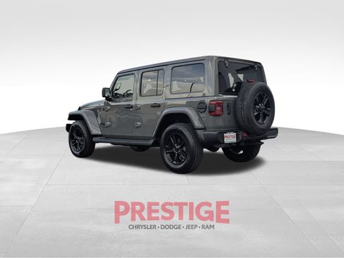 Used 2020 Jeep Wrangler Unlimited Sahara AWD/4WD image 14