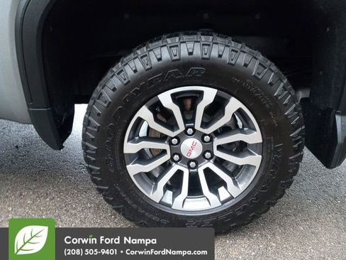 Used 2023 GMC Sierra 1500 AT4 image 31