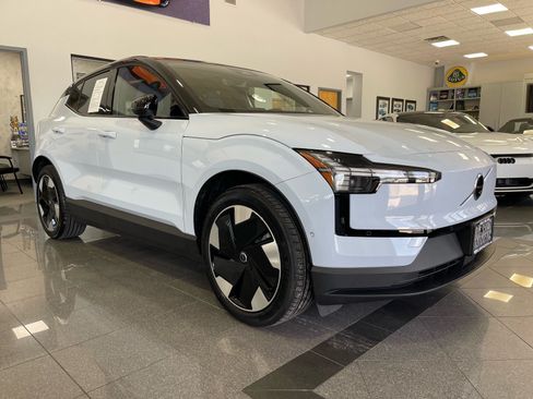 Used 2025 Volvo EX30 Ultra w/ Protection Package Premier AWD/4WD image 7