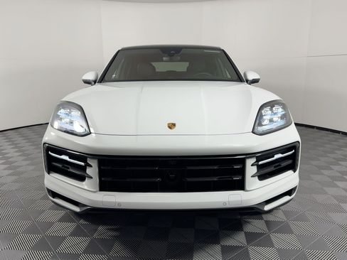 Certified 2026 Porsche Cayenne E-Hybrid Coupe AWD/4WD image 6