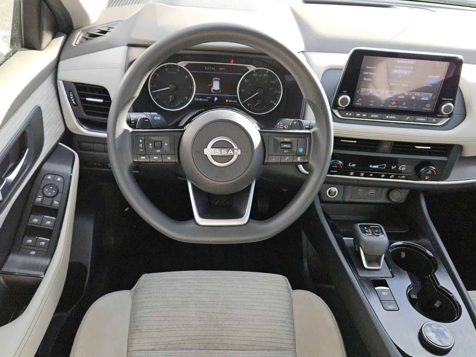 Used 2023 Nissan Rogue SV AWD/4WD image 5