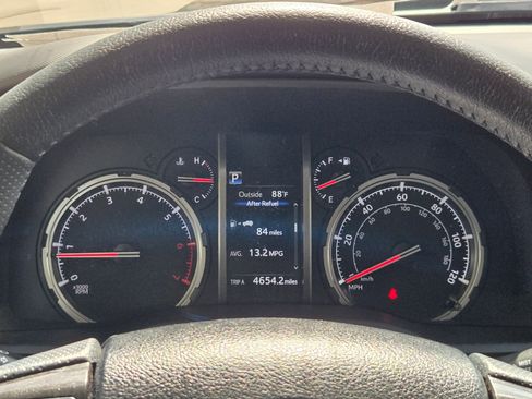 Used 2022 Toyota 4Runner TRD Off-Road image 24