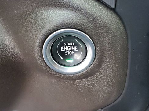 Used 2021 GMC Sierra 2500 Denali w/ Denali Ultimate Package image 18