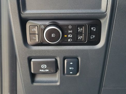 Used 2026 Ford F150 Raptor AWD/4WD image 26