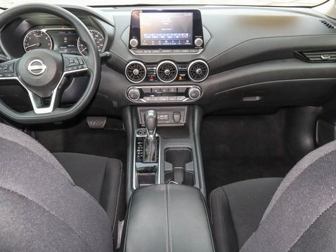 Used 2024 Nissan Sentra SV image 10