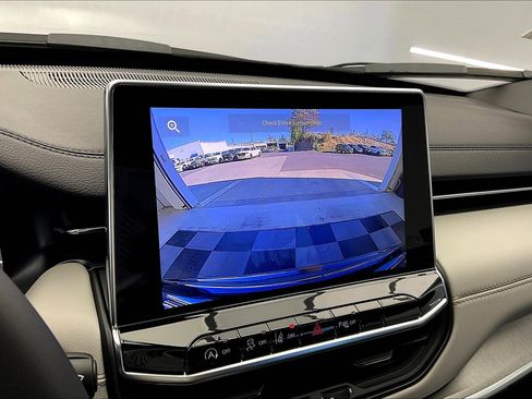 New 2026 Jeep Compass Limited image 13