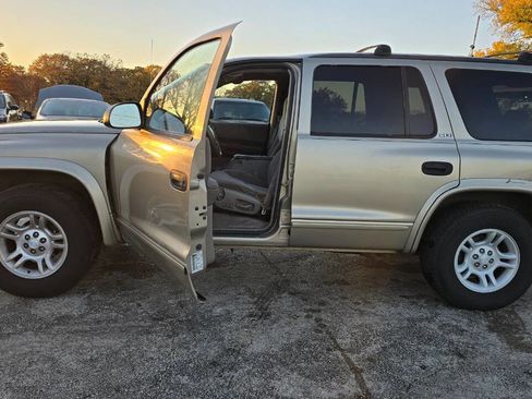 Used 2002 Dodge Durango SLT image 3