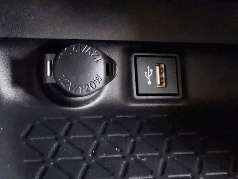 Used 2024 Toyota RAV4 LE image 22