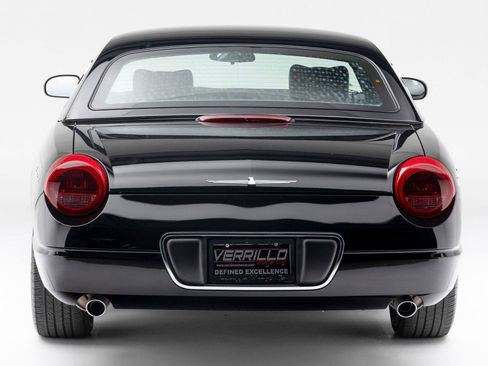 Used 2002 Ford Thunderbird image 17