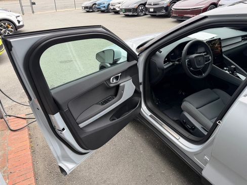 Used 2024 Polestar Polestar 2 w/ Pilot Pack RWD image 9