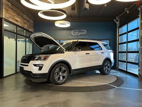 Used 2018 Ford Explorer Sport AWD/4WD image 26