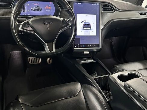 Used 2016 Tesla Model X Performance image 24
