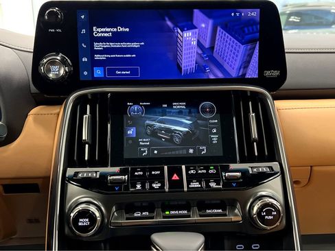 New 2026 Lexus LX 600 4WD w/ Accessory Package (2T) image 34