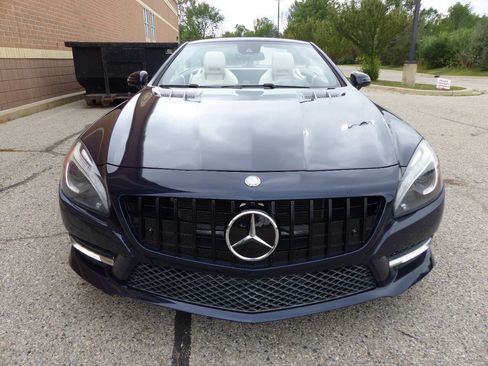 Used 2014 Mercedes-Benz SL 550 image 12