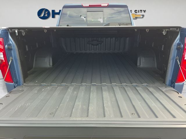 Used 2024 Chevrolet Silverado 1500 LTZ w/ LTZ Convenience Package II AWD/4WD image 7