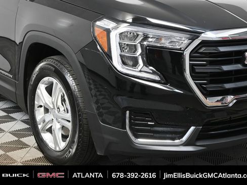 Certified 2024 GMC Terrain SLE image 32