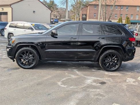 Certified 2018 Jeep Grand Cherokee Altitude image 6