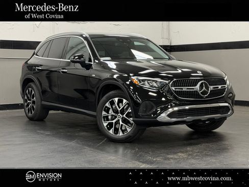 Used 2025 Mercedes-Benz GLC 350e 4MATIC image 1