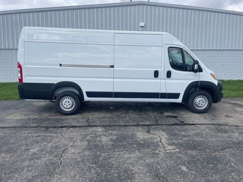 New 2026 RAM ProMaster 3500 w/ Safety Group FWD image 16