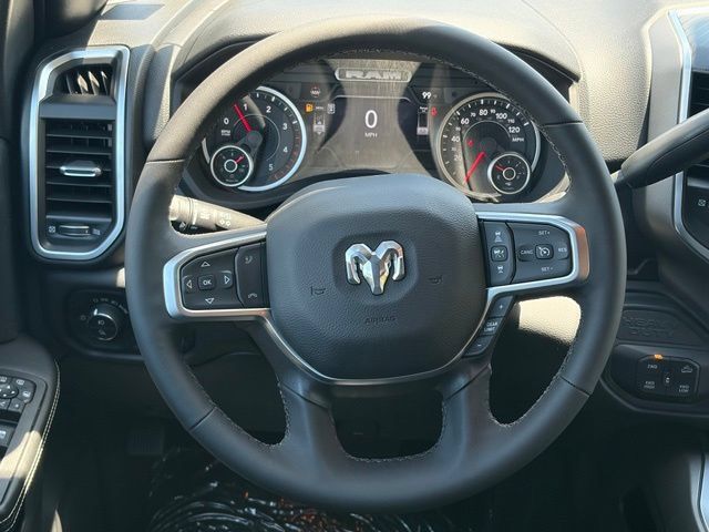 New 2026 RAM 2500 Big Horn AWD/4WD image 34