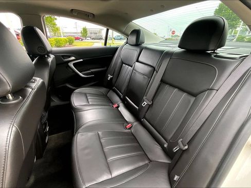 Used 2013 Buick Regal Premium FWD image 32