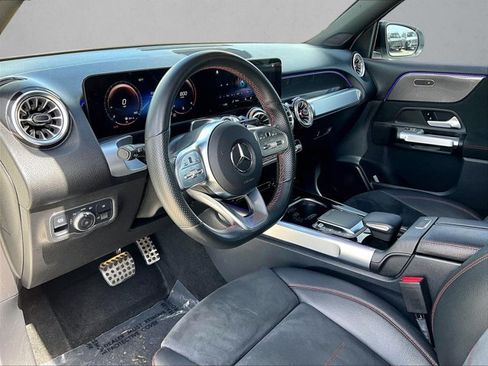 Used 2022 Mercedes-Benz GLB 250 image 14
