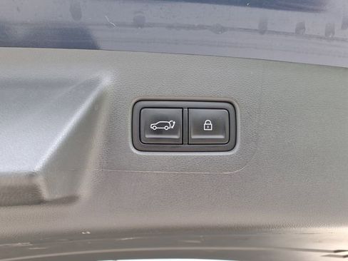 Used 2025 Hyundai Santa Fe SEL FWD image 14