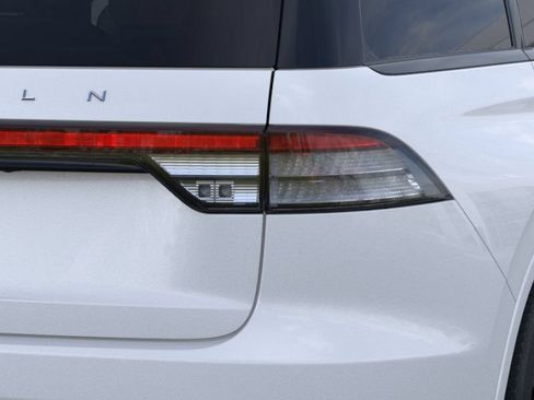 New 2026 Lincoln Aviator Reserve w/ Luxury Package RWD image 54