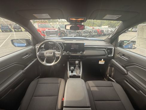 New 2026 GMC Canyon Elevation w/ Convenience Package image 9