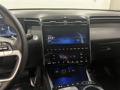 Used 2024 Hyundai Tucson Limited image 20