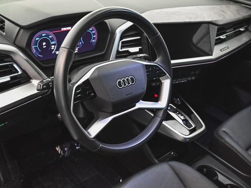 Used 2023 Audi Q4 e-tron Premium Plus w/ Premium Plus image 16